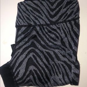 Zella zebra leggings